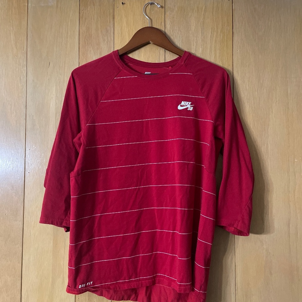 Nike SB softball shirt